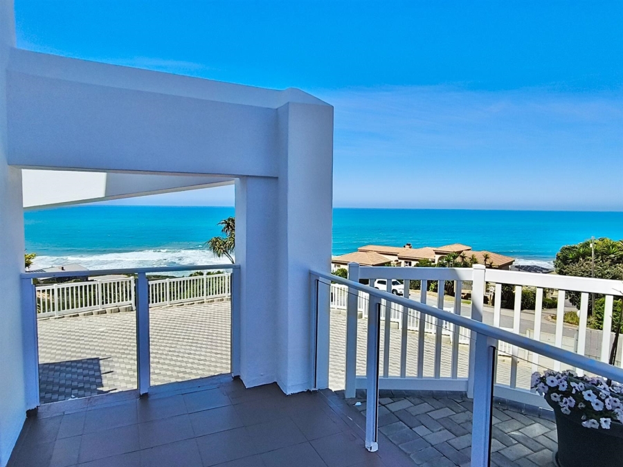 5 Bedroom Property for Sale in Dana Bay Western Cape